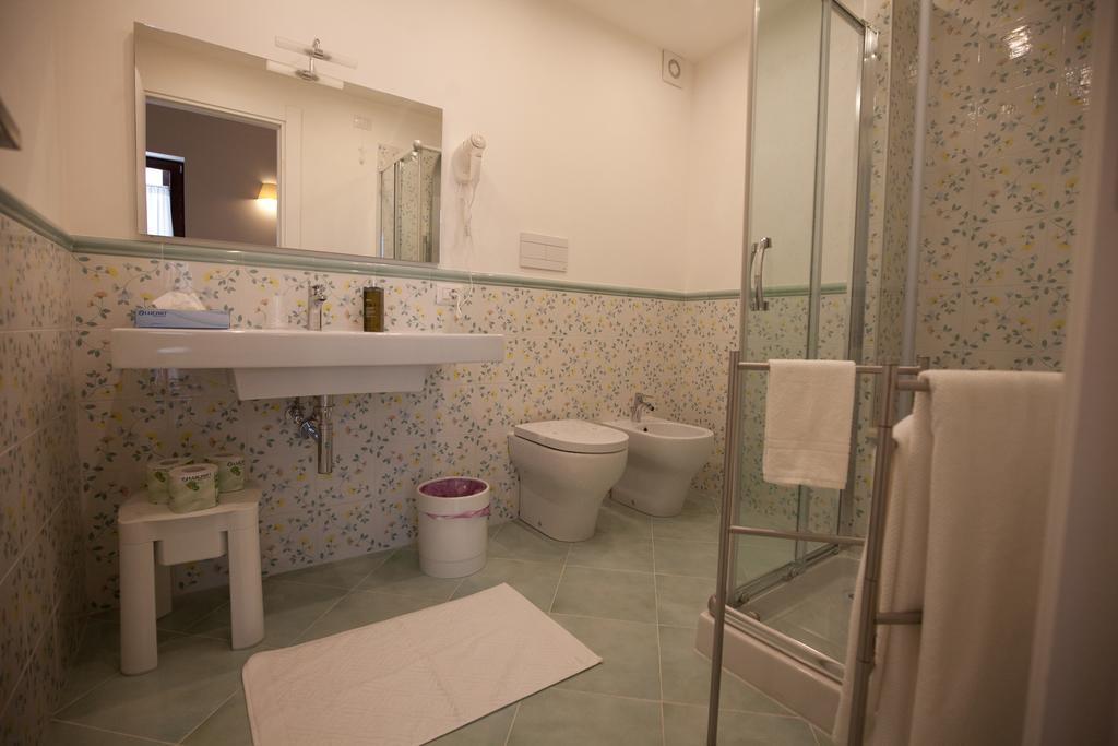 Italiana Maniace Guest house 3*